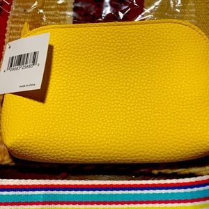 Fun yellow makeup bag or Fanny belt!!